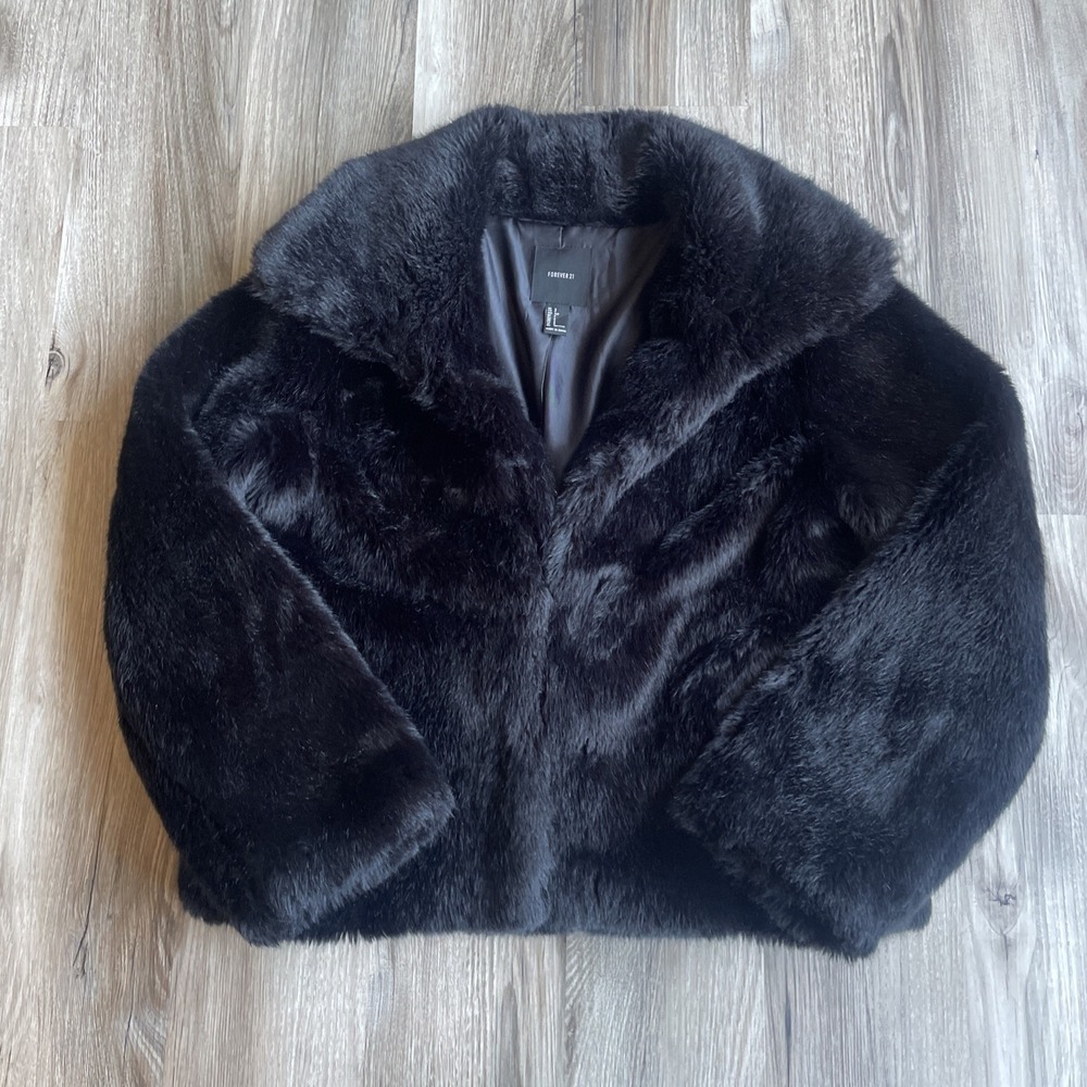 Forever 21 Cropped Faux Fur Plush Women Coat S Luxury Sexy Evening